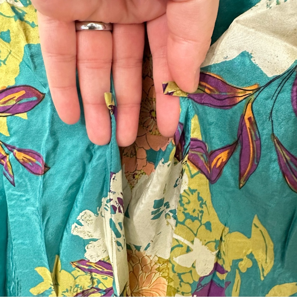 CAbi Floral 100% Silk Tunic Top Size XS Colorful Resort Travel Beach Teal Boho - Picture 4 of 10